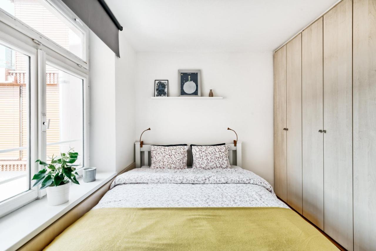 Lil Apartment With Tyn Cathedral View, Parking & Ac Praga Esterno foto